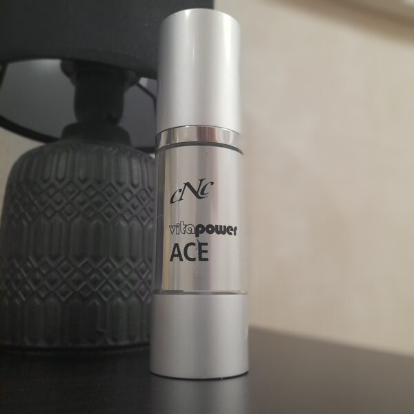 Vitamīnu koktēlis ACE - Priekšlaicīgai Sejas Ādas Novecošanai, Vita Power ACE, CNC Cosmetic, 30ml